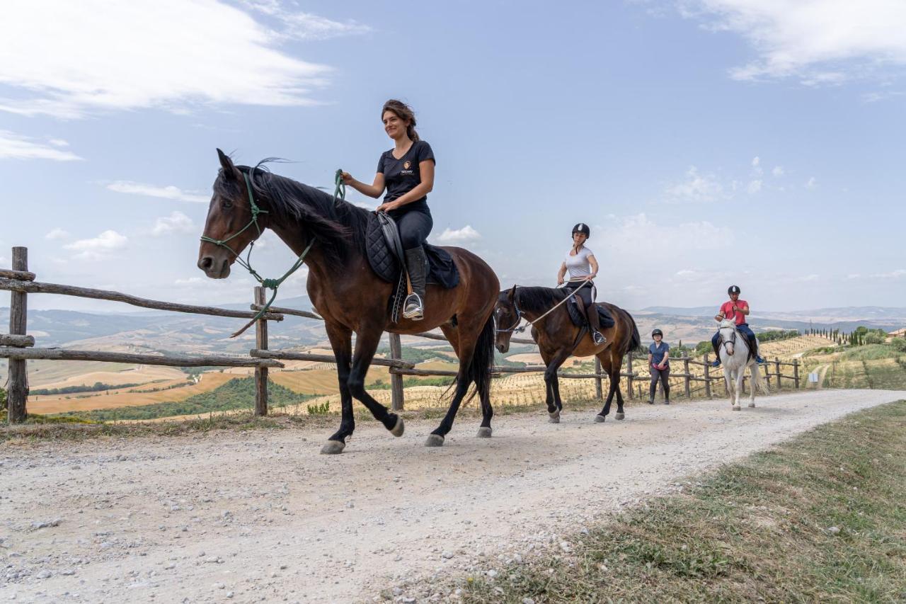 Podere Val D'Orcia - Tuscany Equestrian Sarteano Exterior photo